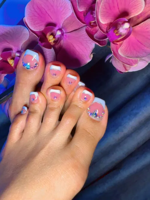 Thumbnail Matching Toes and Flowers: A Colorful Revelation