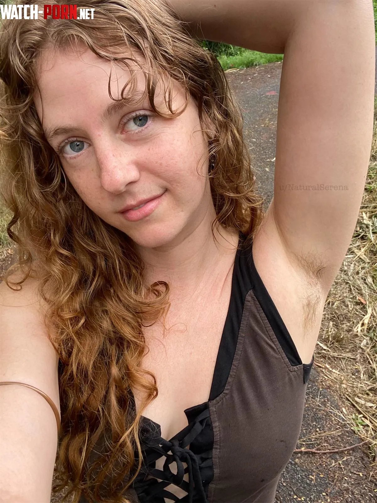 Proudly showing off my pits out and about  by NaturalSerena