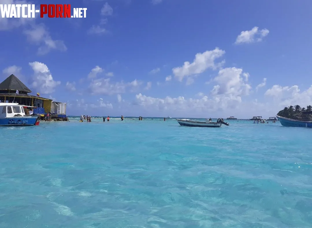 Acuario San Andres by borntotravelling