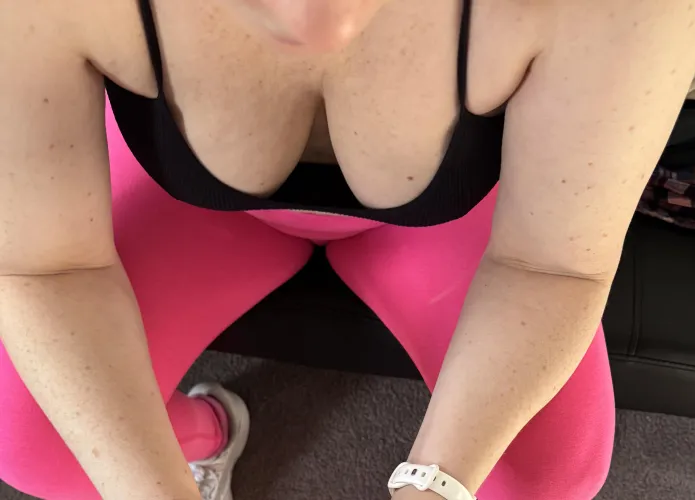 Thumbnail CougarMarie's Ultimate Post-Workout Cleavage Cooldown Guide