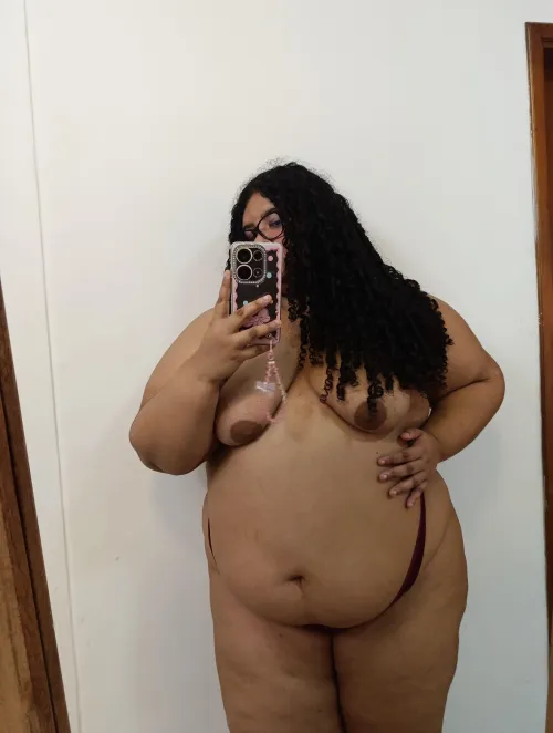 Thumbnail Exploring Beyond Limits: Managing Over 280lbs with HaileyWhirl