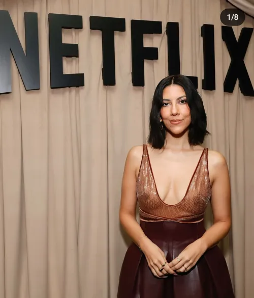 Thumbnail Stephanie Beatriz: A Celestial Sensation