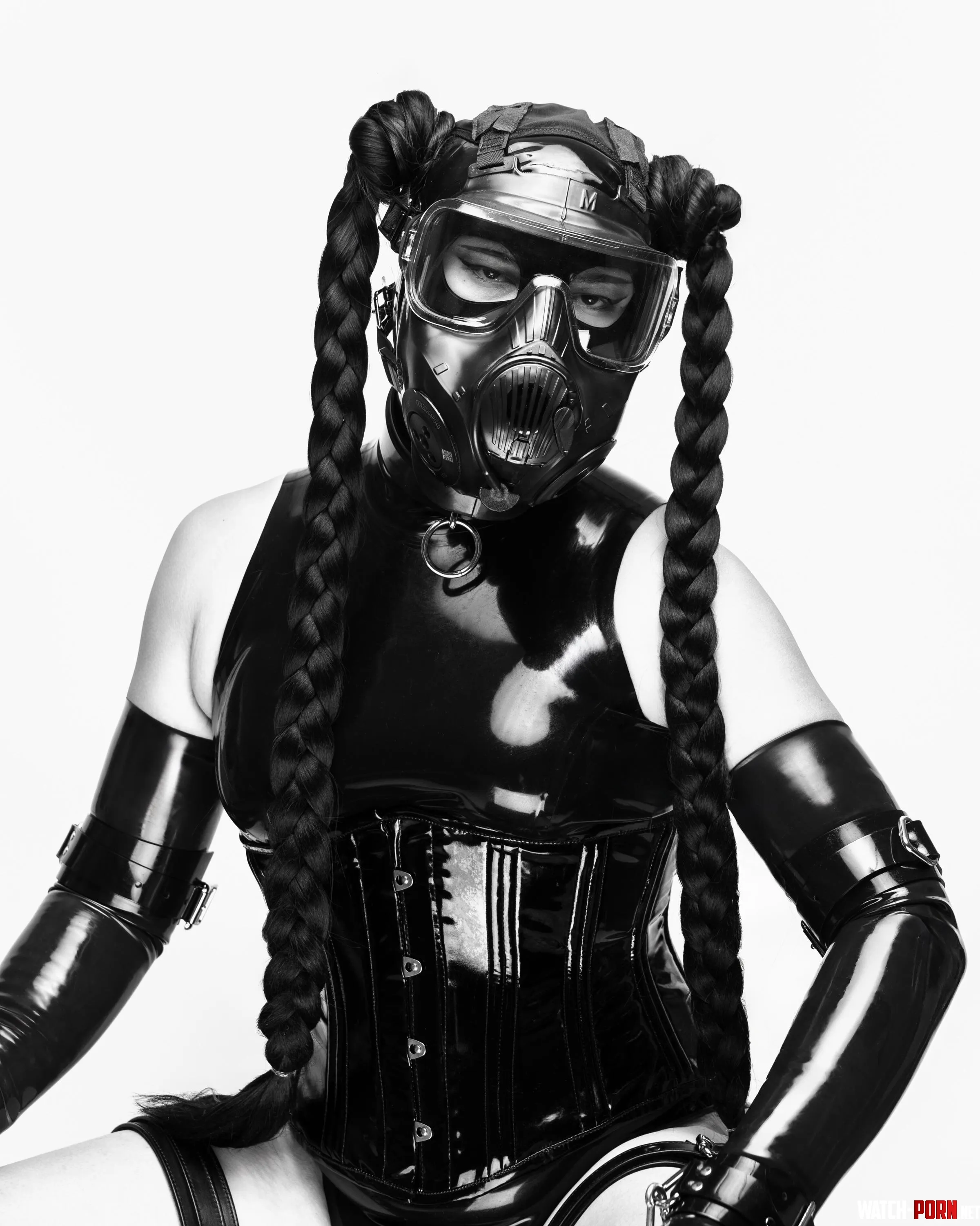 Its just another gas mask Monday by shinylatexlove