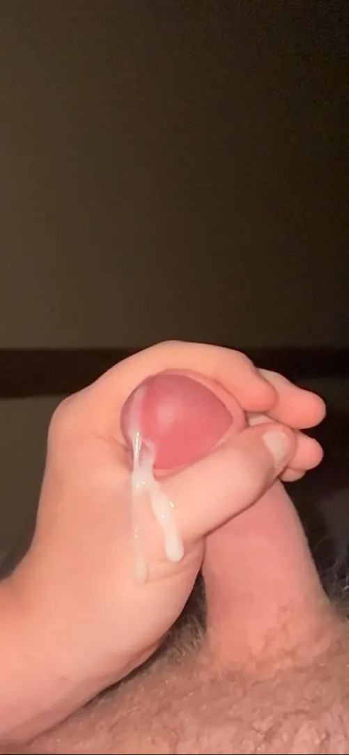 Thumbnail Exploring Thick Cum from a White Cock by oanekehdksbs in RedditorCum