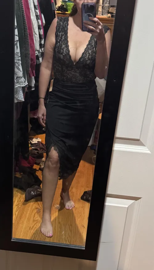 Thumbnail Elegance in Boob Embrace: Dress Holds Nicely