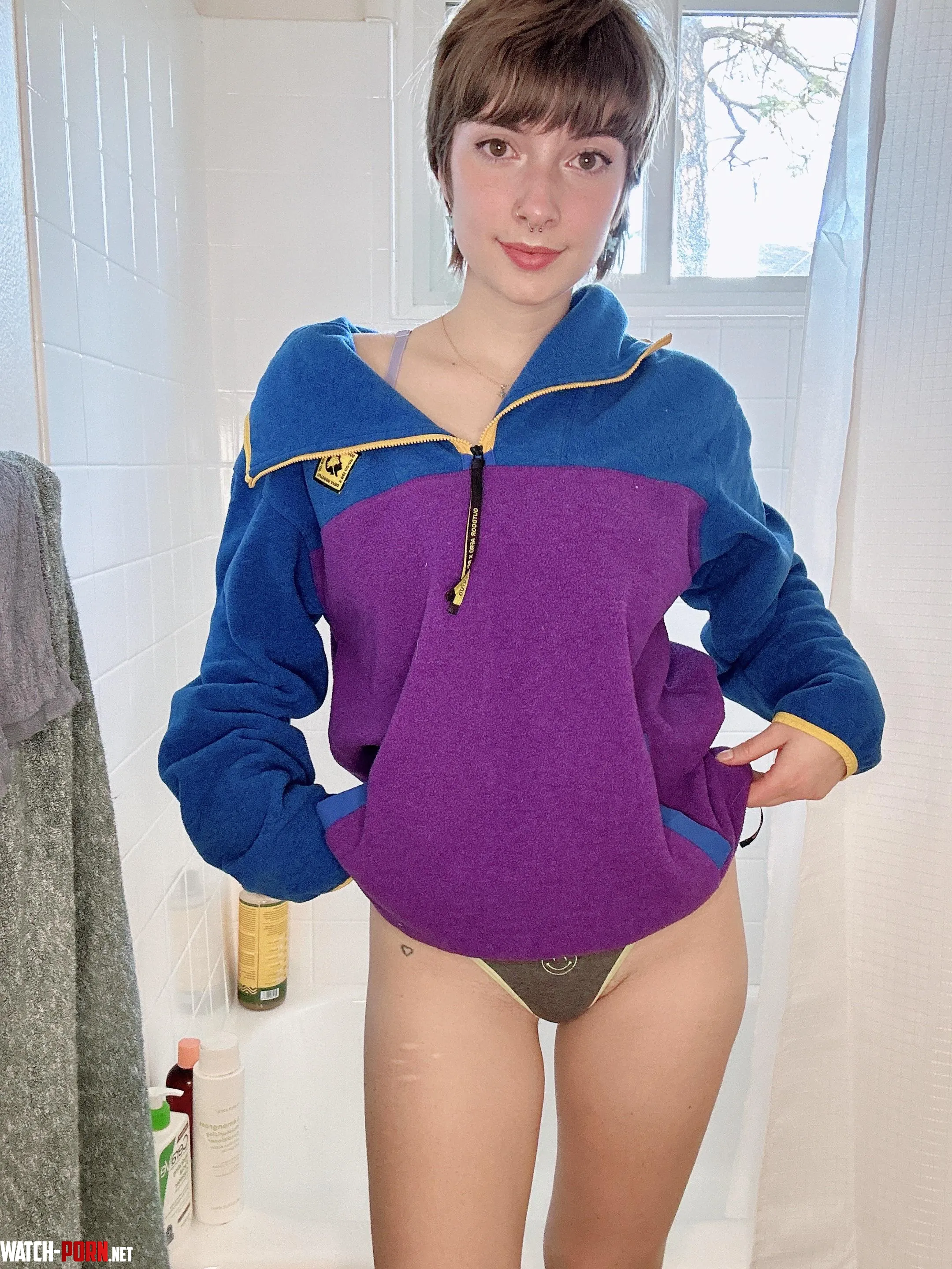 Pre shower pics  by ThatCatx