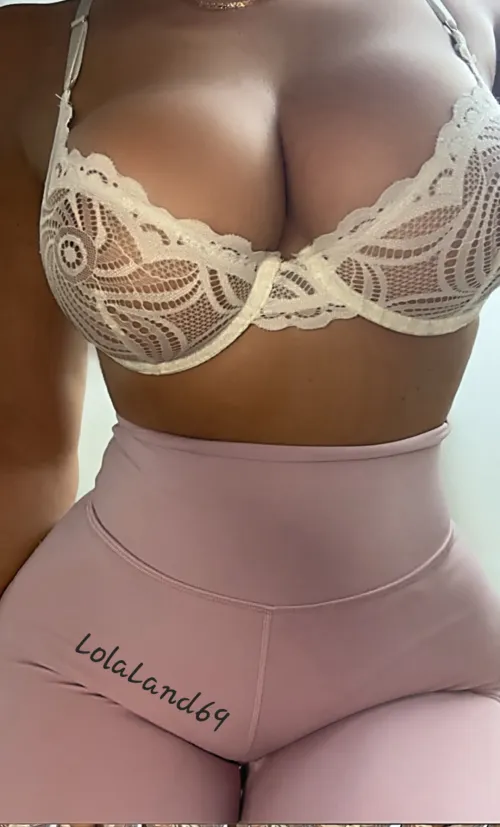 Thumbnail Lace and Lulus: Dive into YogaPants Fashion with LolaLand69