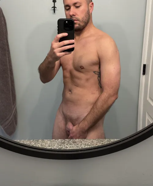 Thumbnail Looking for a Shower Buddy: StiffFlex69's Post-Divorce Request in ladybonersgw