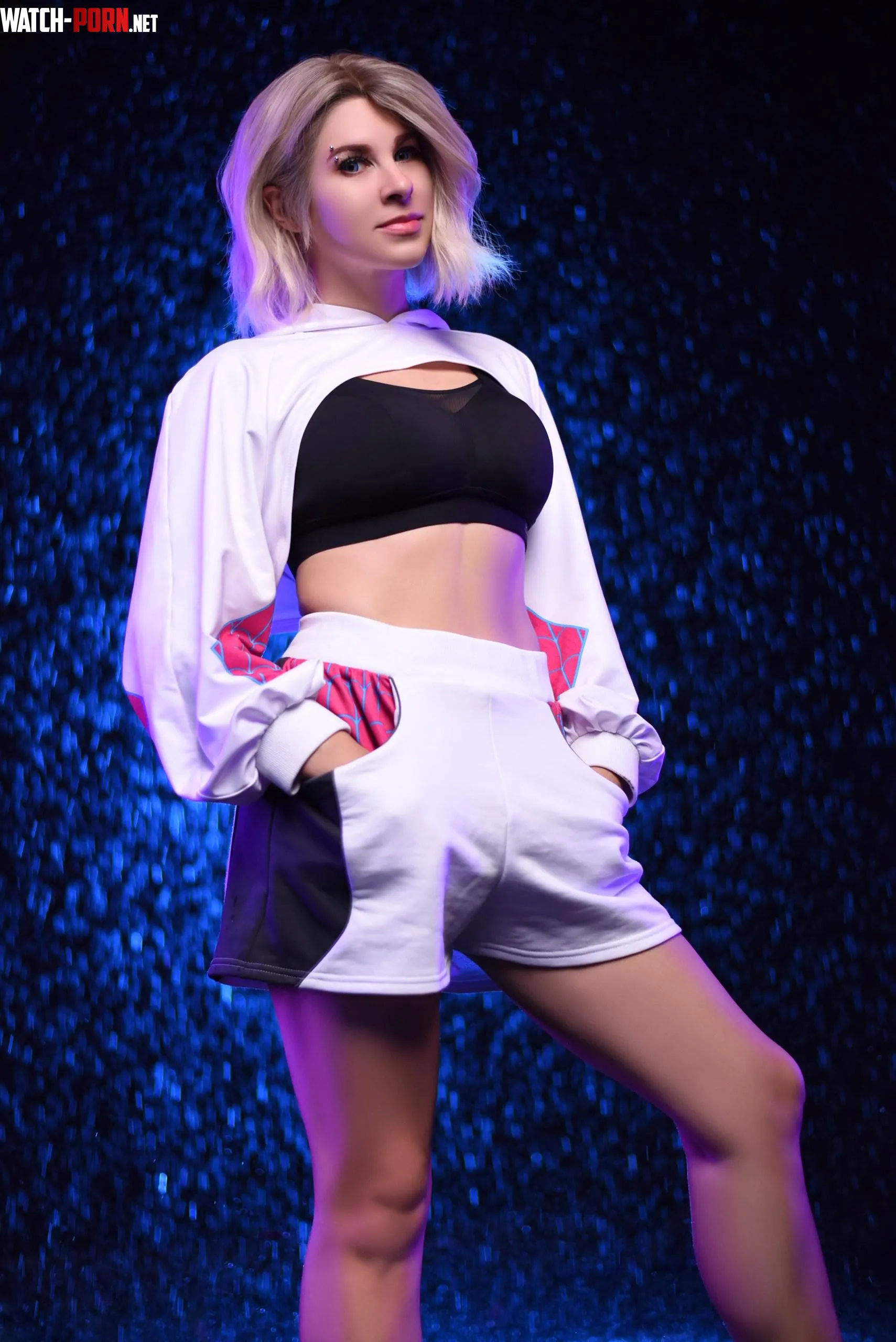 Gwen Stacy from Spiderverse by Yuna Kairi by YunaKairiCosplay