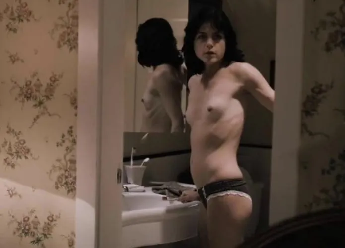 Thumbnail Celebrity Spotlight: Selma Blair | DebbieTheHo | celebnsfw