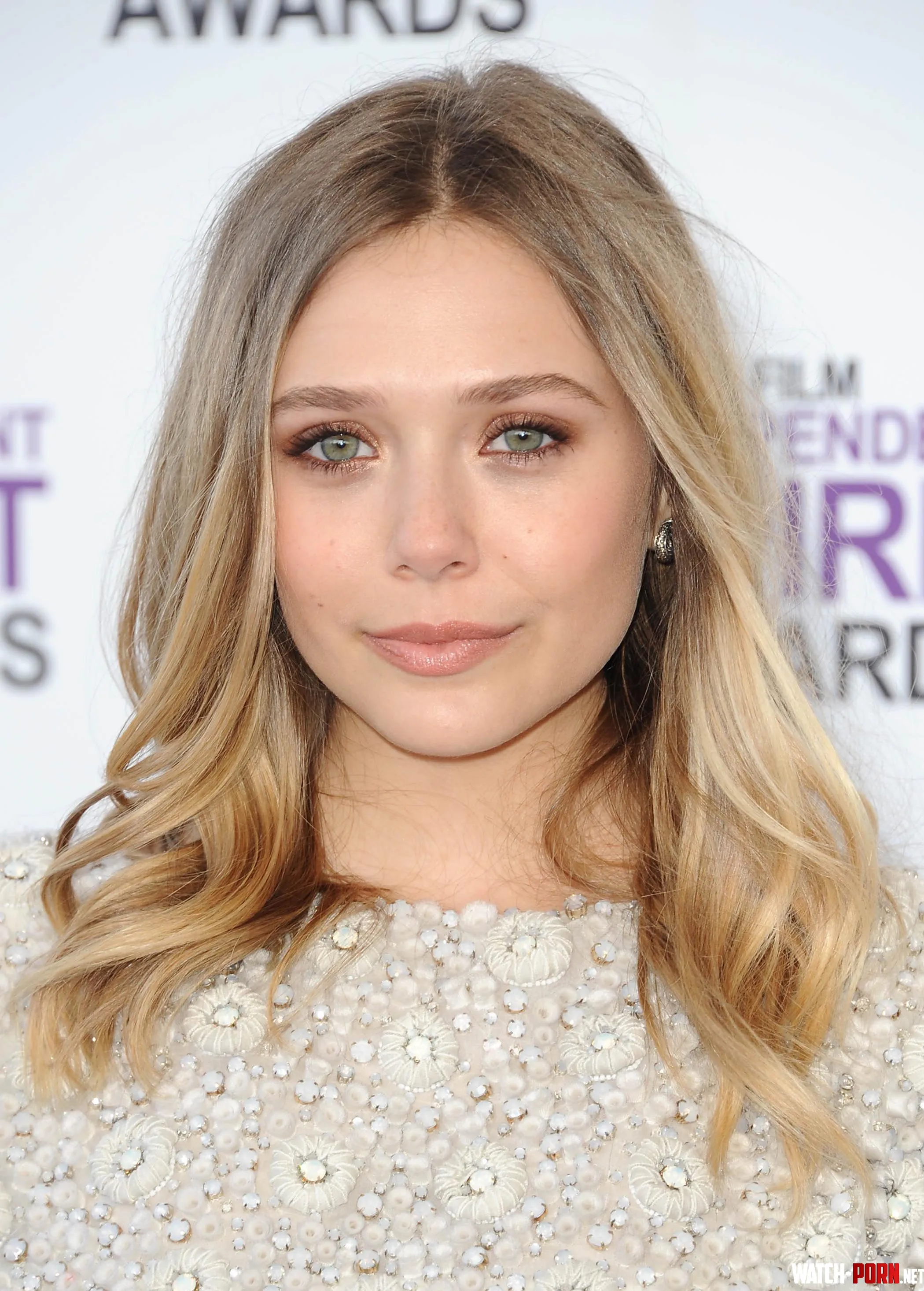 Elizabeth Olsen by Long_oil_