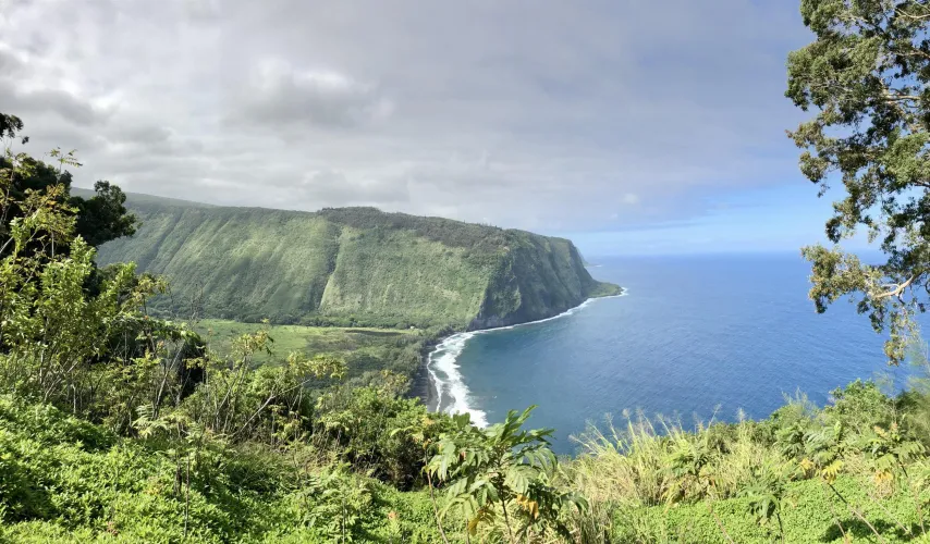 Thumbnail Explore Waipio Valley Lookout: Valley of the Kings | Right0rightoh | beach