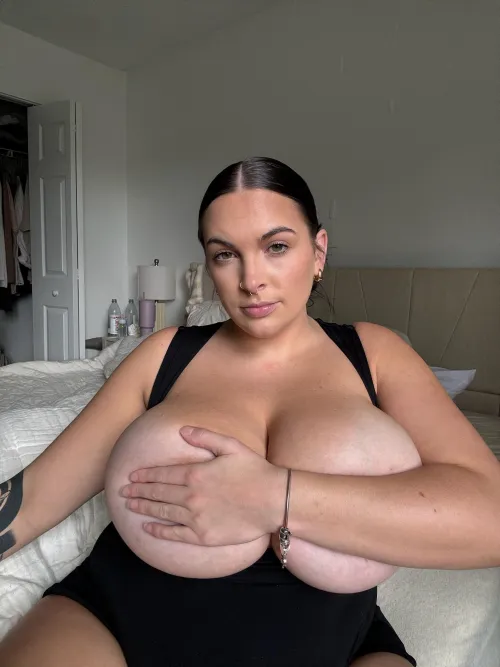 Thumbnail Sensual Invitation: Your hands on my breasts | sav_brooke