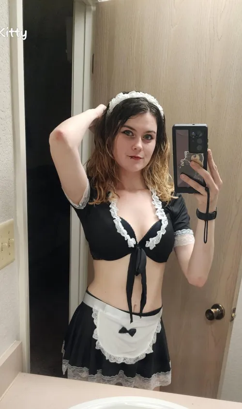 Thumbnail Join OpeItsKitty for a Playful Clean-Up from Slutsofonlyfans