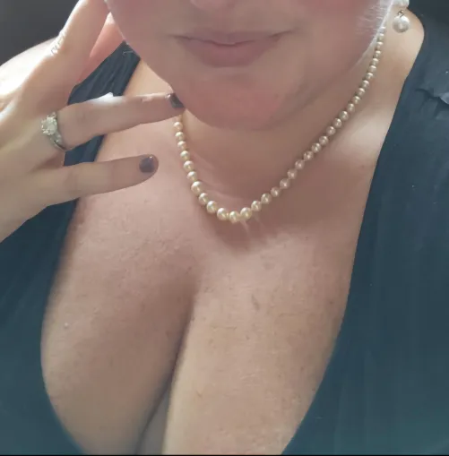 Thumbnail More Pearls, More Fun by FancyFlirts | BBW Category