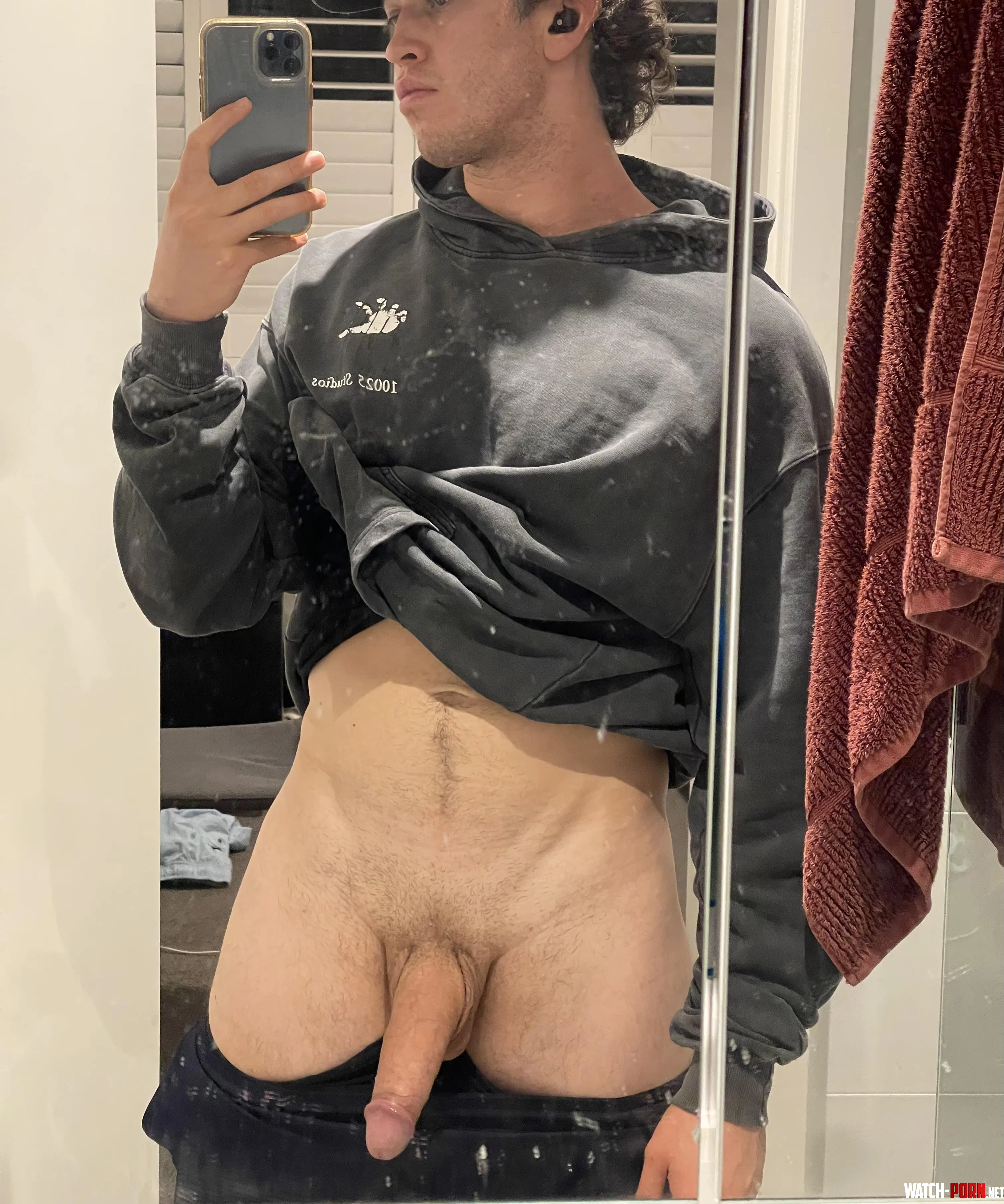 Are pretty Australian cocks welcome here  by hungbalaclava666