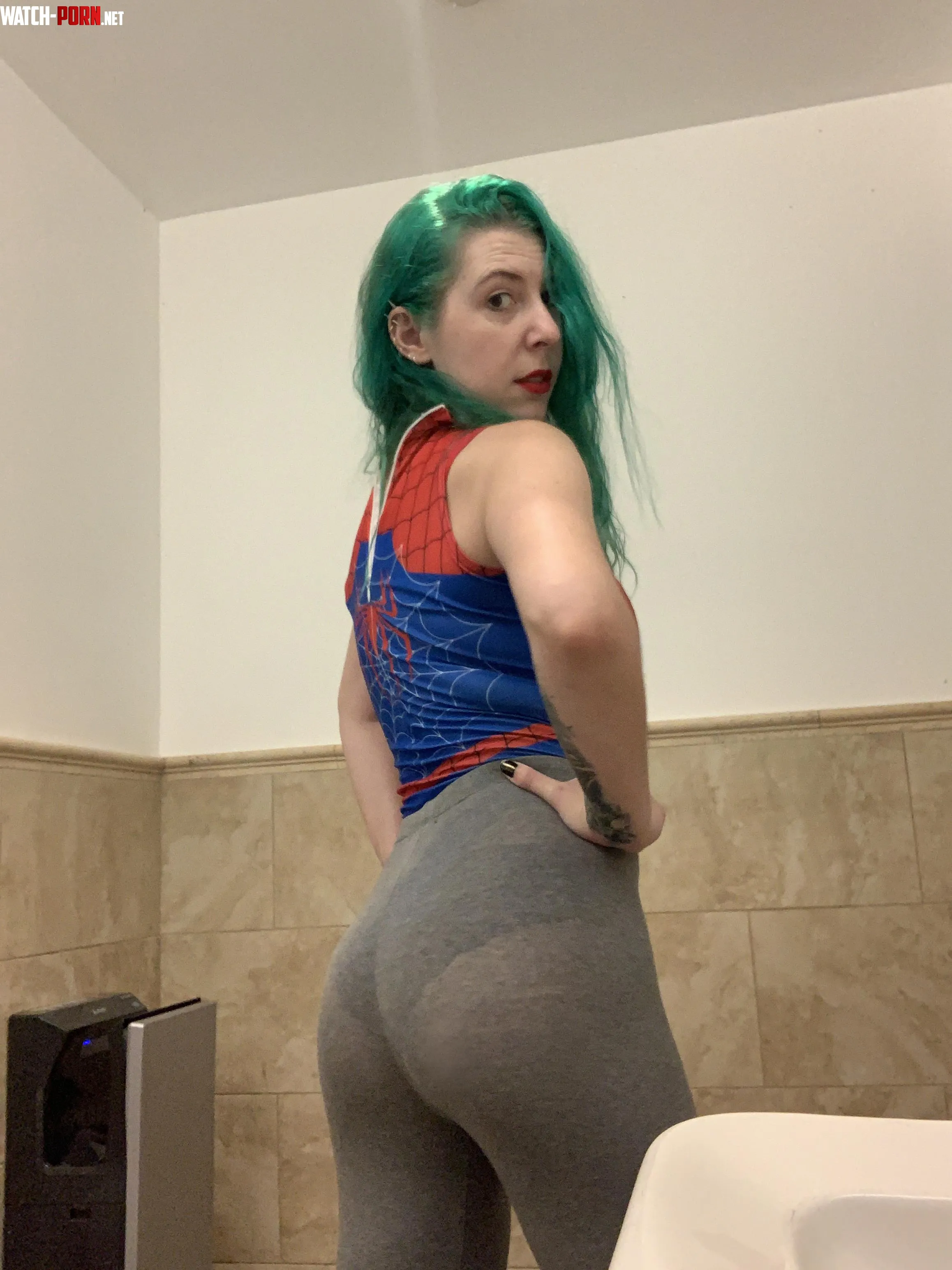 See through yoga pants by sirenskiss3