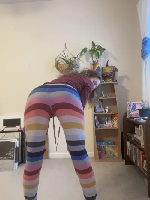 Thumbnail vesperedge Catches You in the Act: Staring at YogaPants