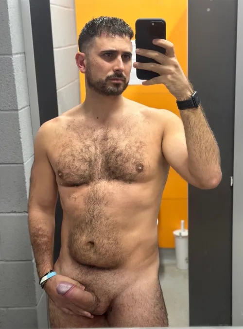 Thumbnail Curious About Locker Room Intrigue | GaybrosGoneWild