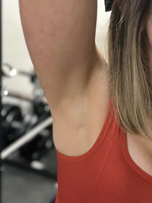 Thumbnail Sweaty Workout Armpits: LuxeCoupleOF Dives In