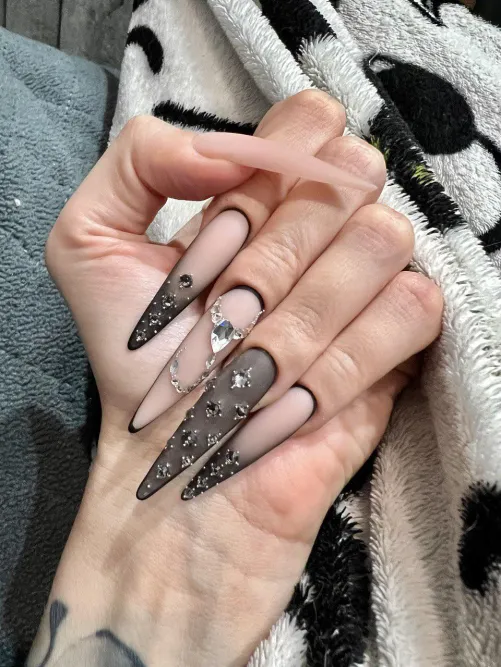 Thumbnail Chic Manicure Chronicles by Juliadomaina in NailFetish