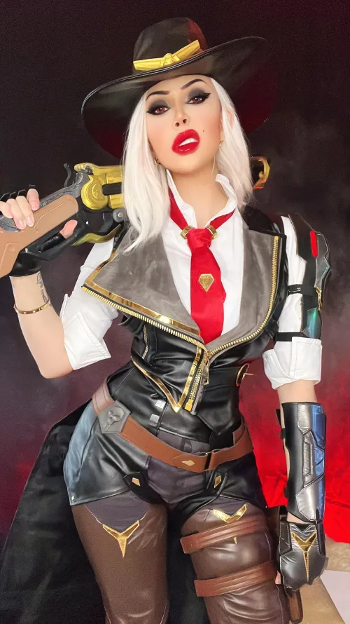 Thumbnail Ashe Cosplay from Overwatch: A Stunning Transformation | CosplayGirls