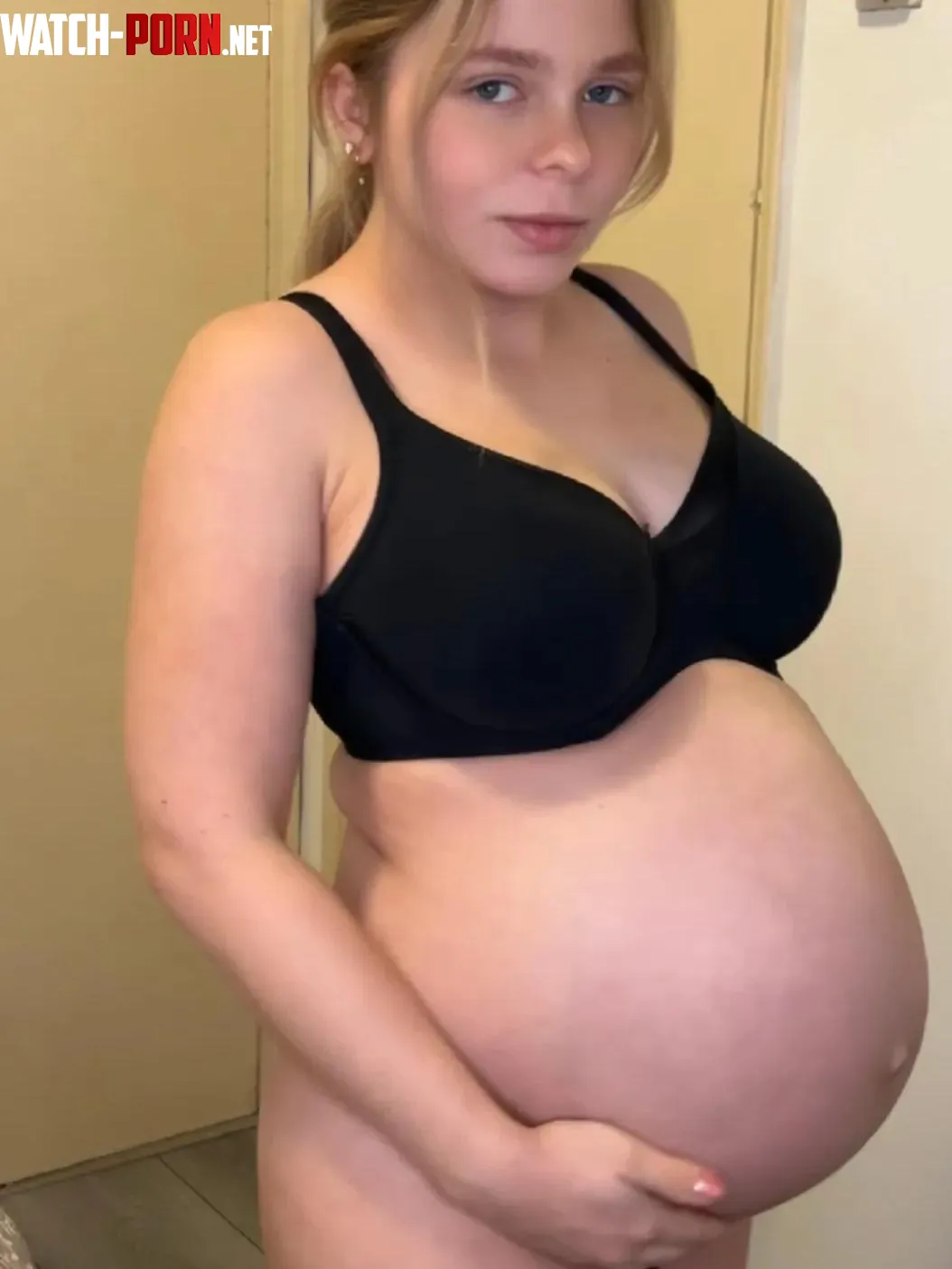 Have you ever dreamed about fucking a pregnant girl by pregnant_brandi