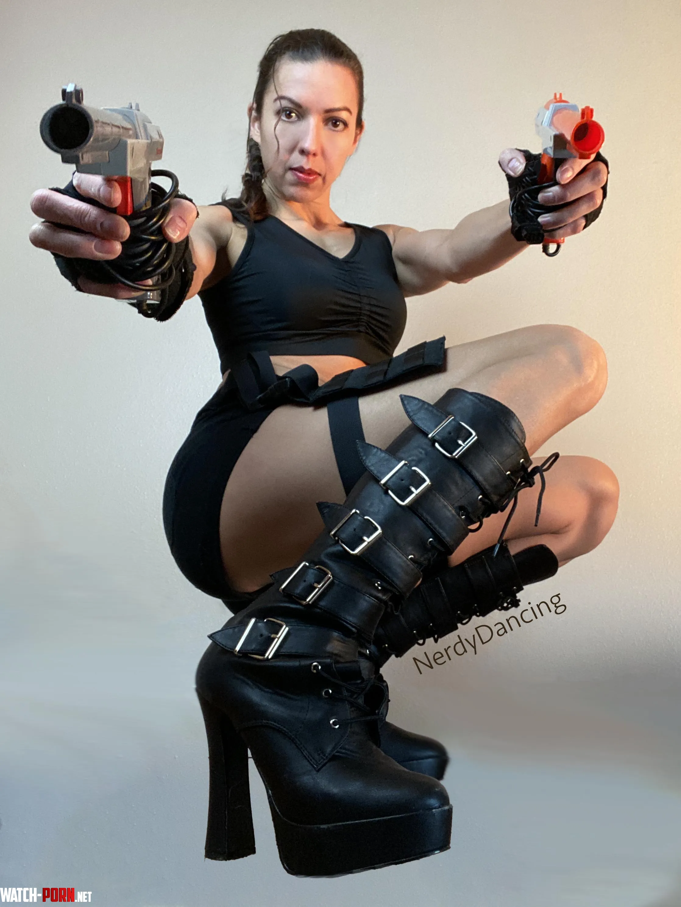 Lara Croft playing Duck Hunt self by nerdydancing