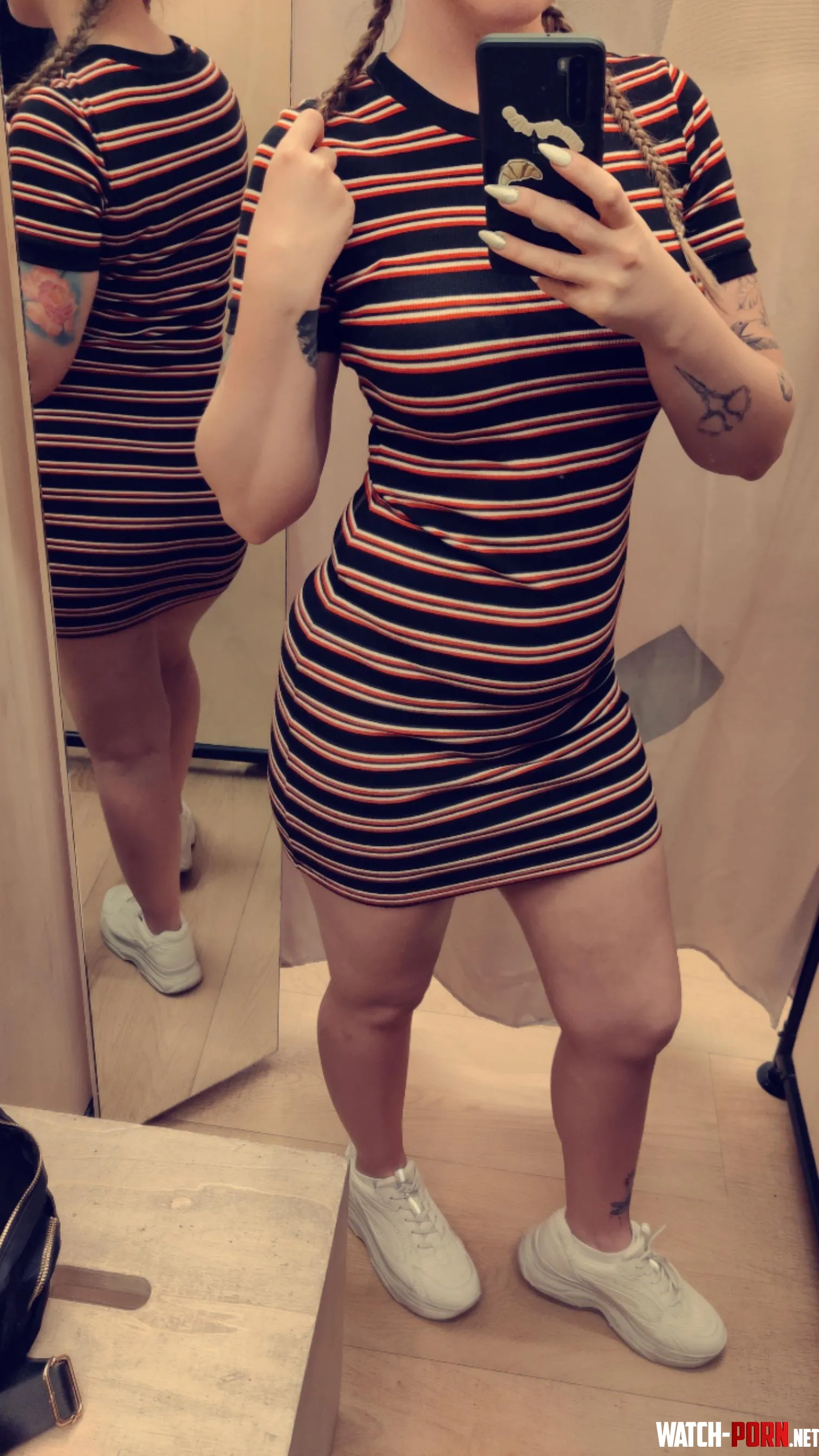 Got a nice selfie while out shopping by quite_loud9