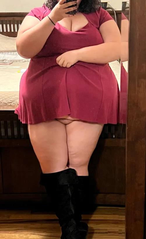 Thumbnail Daring Display: Ssbbwcurlz Asks, Would You Take Me Out Like This?