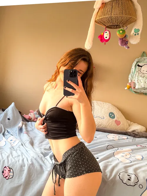 Thumbnail curvyIrish's Adorable Turn-On - Captivating Emo Girls