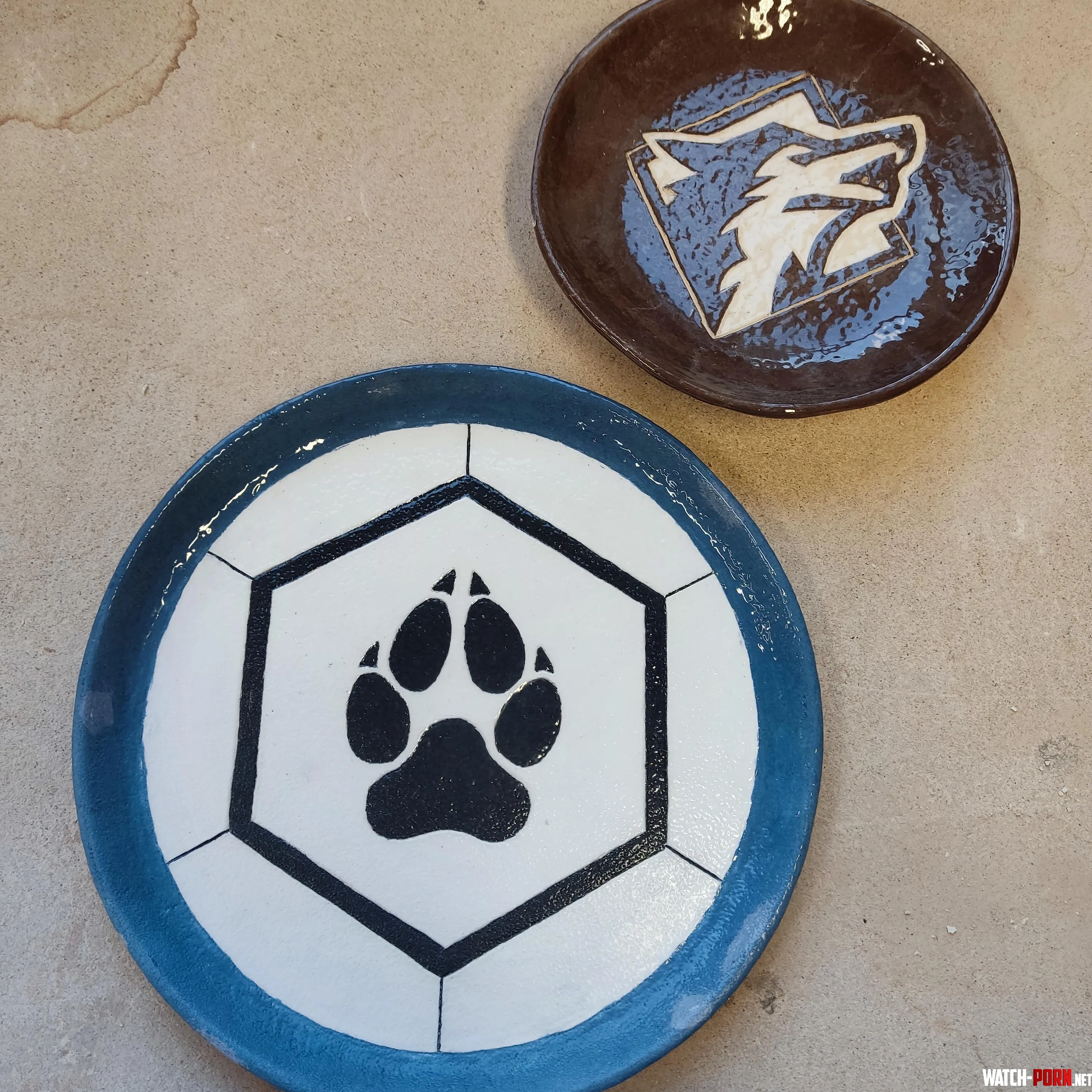 I made this two plates in school by Grimwolf1998