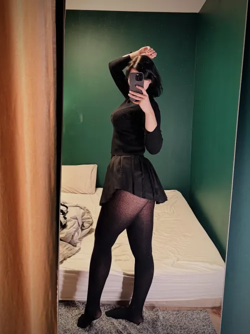 Thumbnail Explore Ravishing Pantyhose Legs with mikomiaumiau