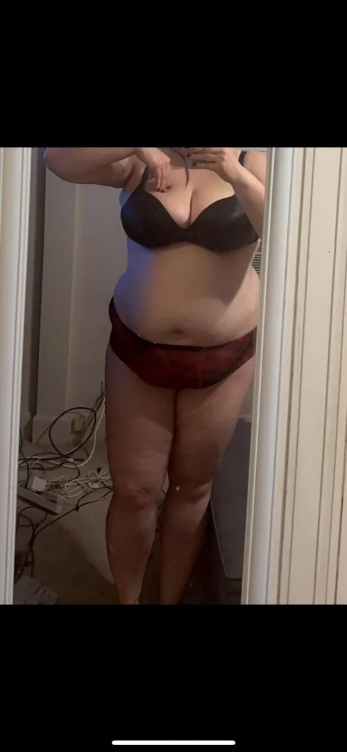 Thumbnail Actual and Factual: Celebrating Beauty in BBW | Original-Gold-6582