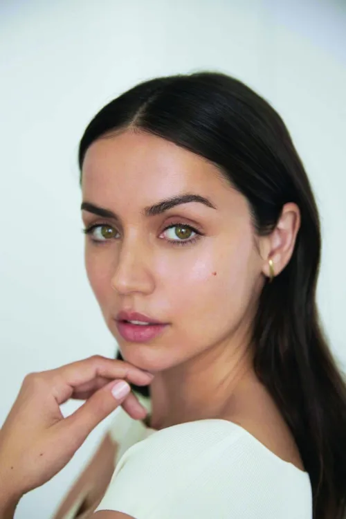 Thumbnail Chipichandal Highlights Allure of Ana de Armas in PrettyGirls Collection