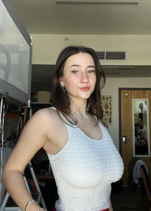 Thumbnail bullbob2020 Explores the World of 'Hangers' in 2busty2hide