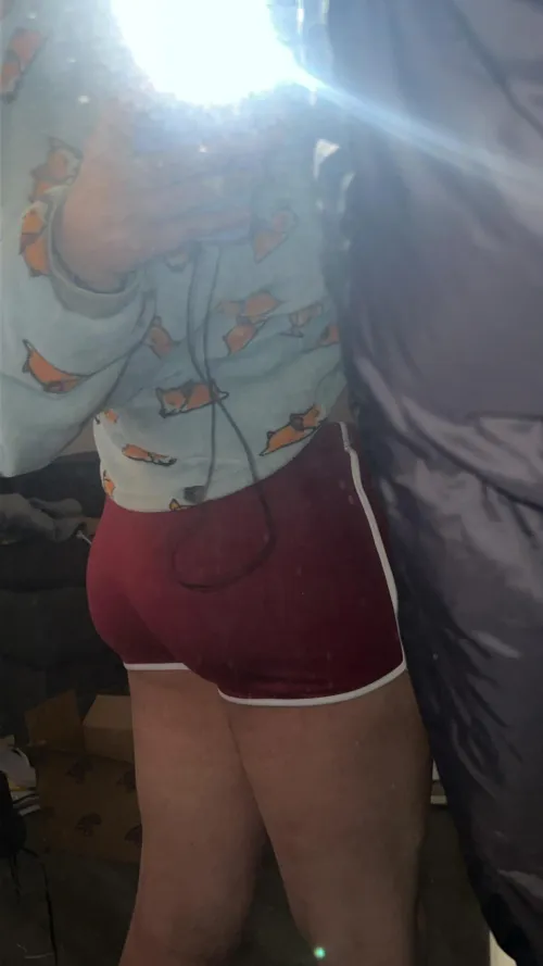 Thumbnail Feedback Needed: Are These Shorts Okay for femboy Fashion?