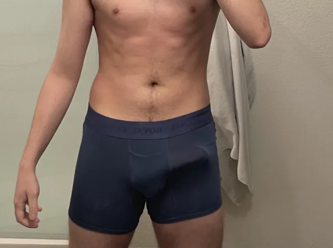 Thumbnail 18 Straight Suckable Bulges Unveiled by Funny_Ad9728