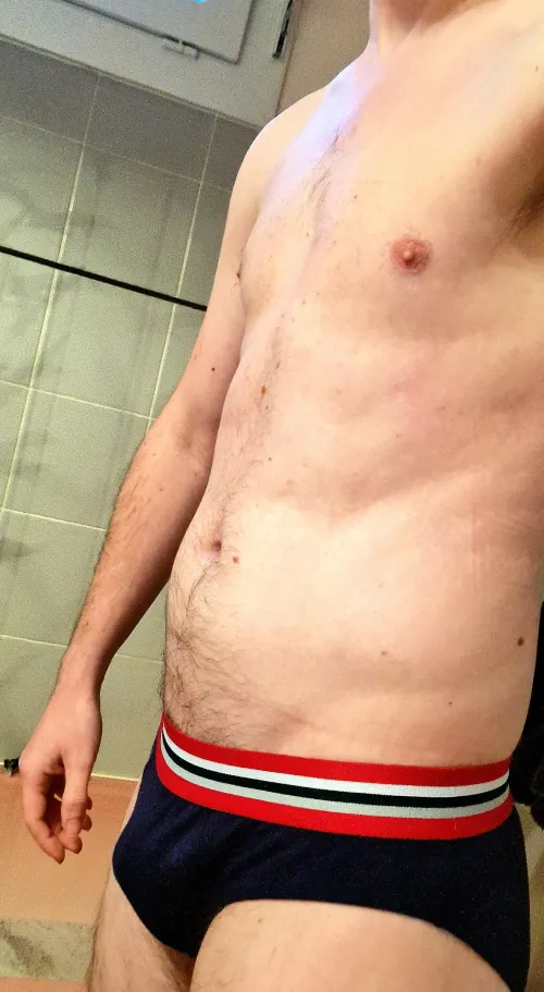 Thumbnail Bulge in Patriotic Colors: Mike_tiny, the 39-Year-Old Bi