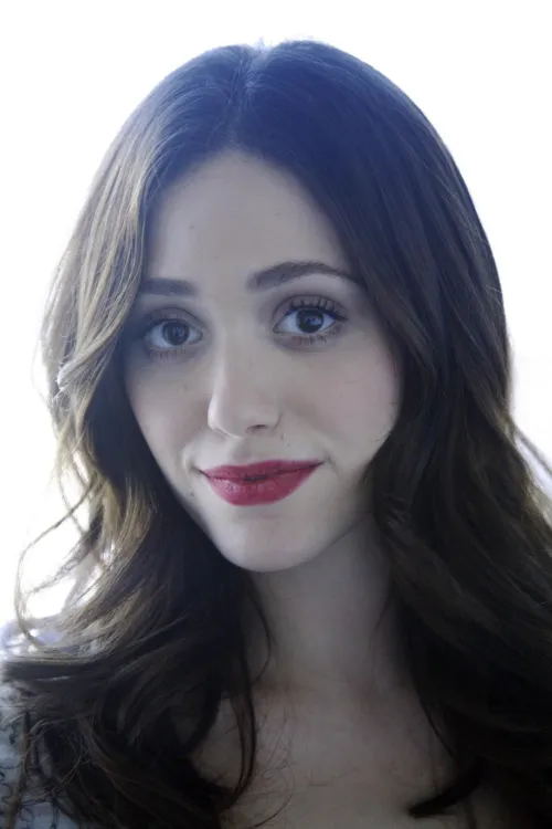 Thumbnail Emmy Rossum's Allure: A Glimpse into PrettyGirls Category