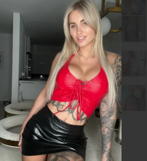 Thumbnail Sexy Body Suits Well with Leather Outfit by Jill-H008 - LadiesInLeather