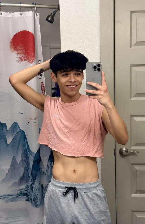 Thumbnail Crop Top Twinks: Connect with Affectionate_Run333