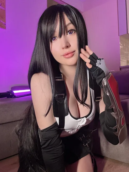 Thumbnail Tifa Final Fantasy Cosplay: HotangelYu's Transformation