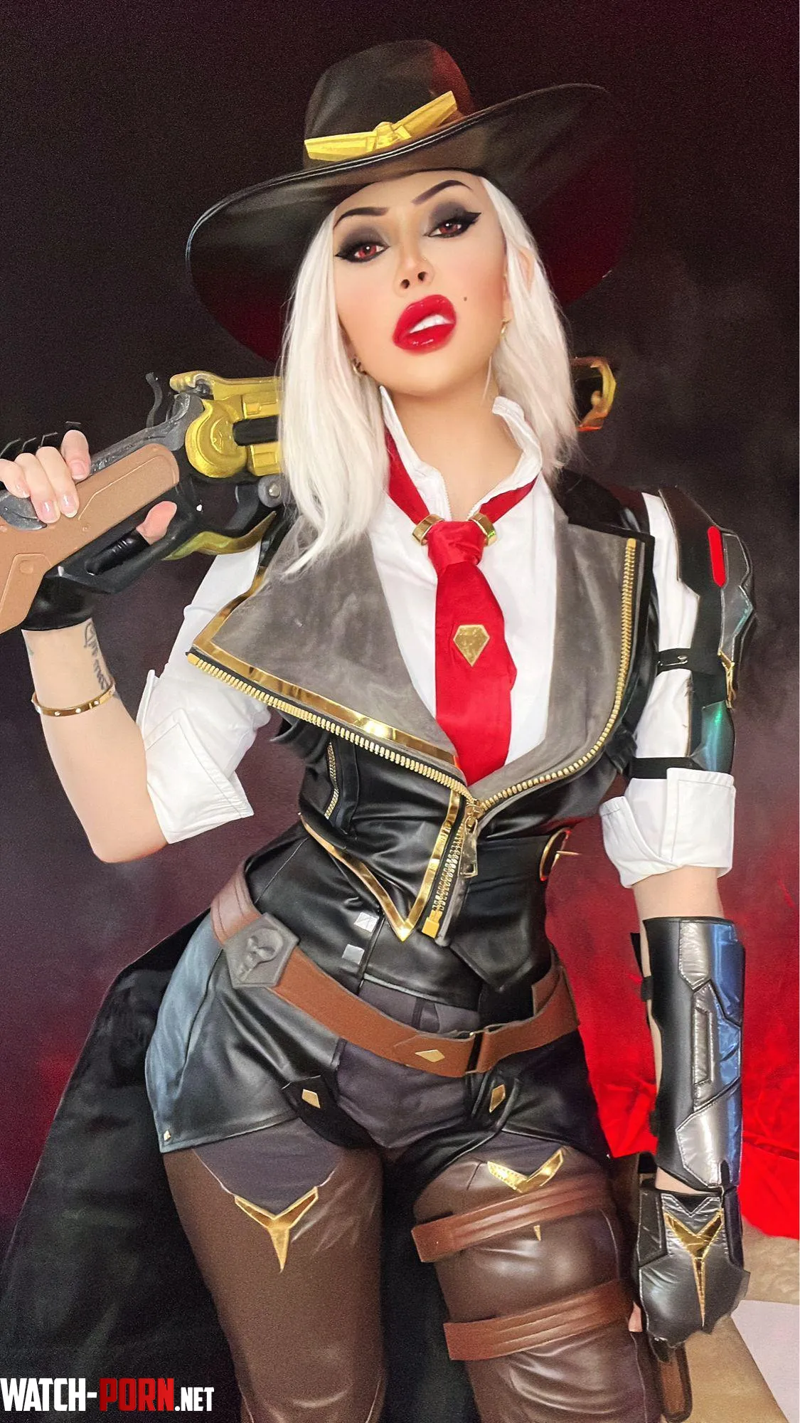 Ashe cosplay from Overwatch by Felicia Vox by FeliciaVox