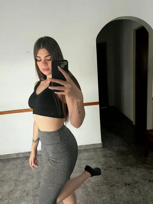 Thumbnail Tight Set Appreciation: Exploring Love for YogaPants with pretty_evaa