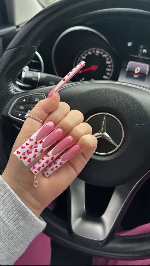 Thumbnail Early Valentine's Nail Art Set Ideas by Polycarbontree