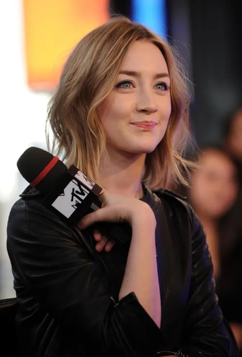 Thumbnail Discover the Essence of Saoirse Ronan with oblique_shockwave