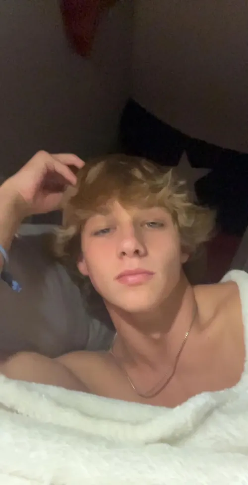 Thumbnail Lucas_7536: Seeking Fun Through DMs as a Twink