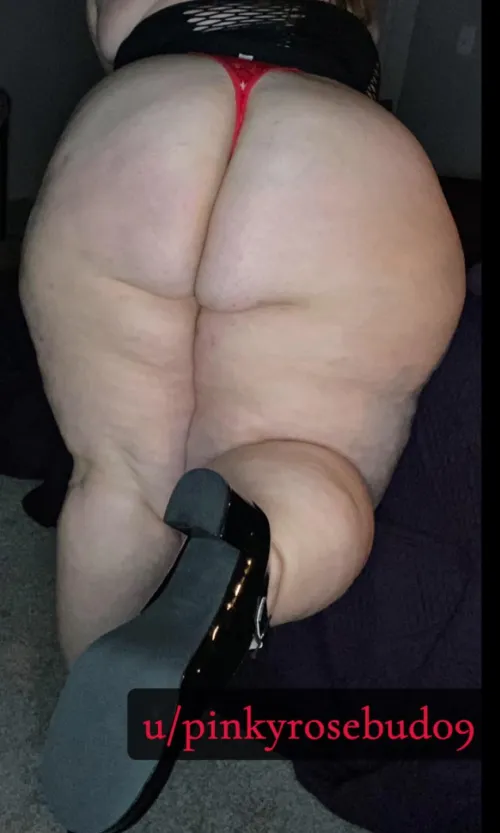 Thumbnail Awaits Your Presence | ssbbw