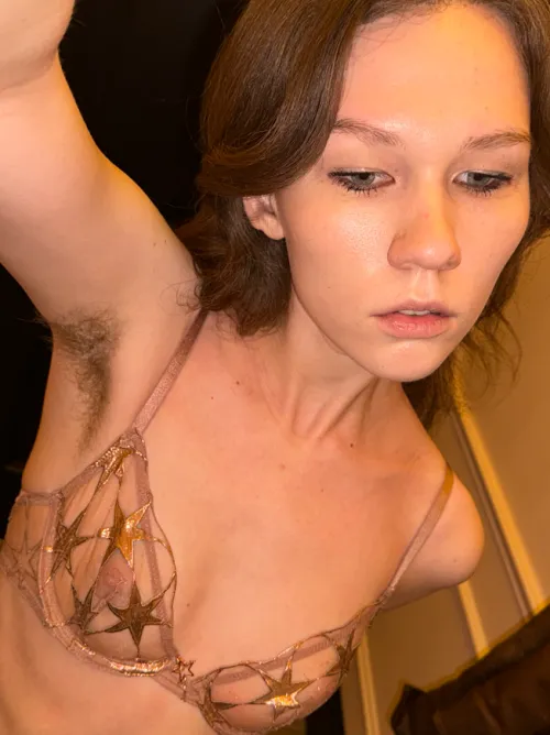 Thumbnail Indulge in Nice Hairy Armpit Wonders with lunaxlustful in Armpit Fetish